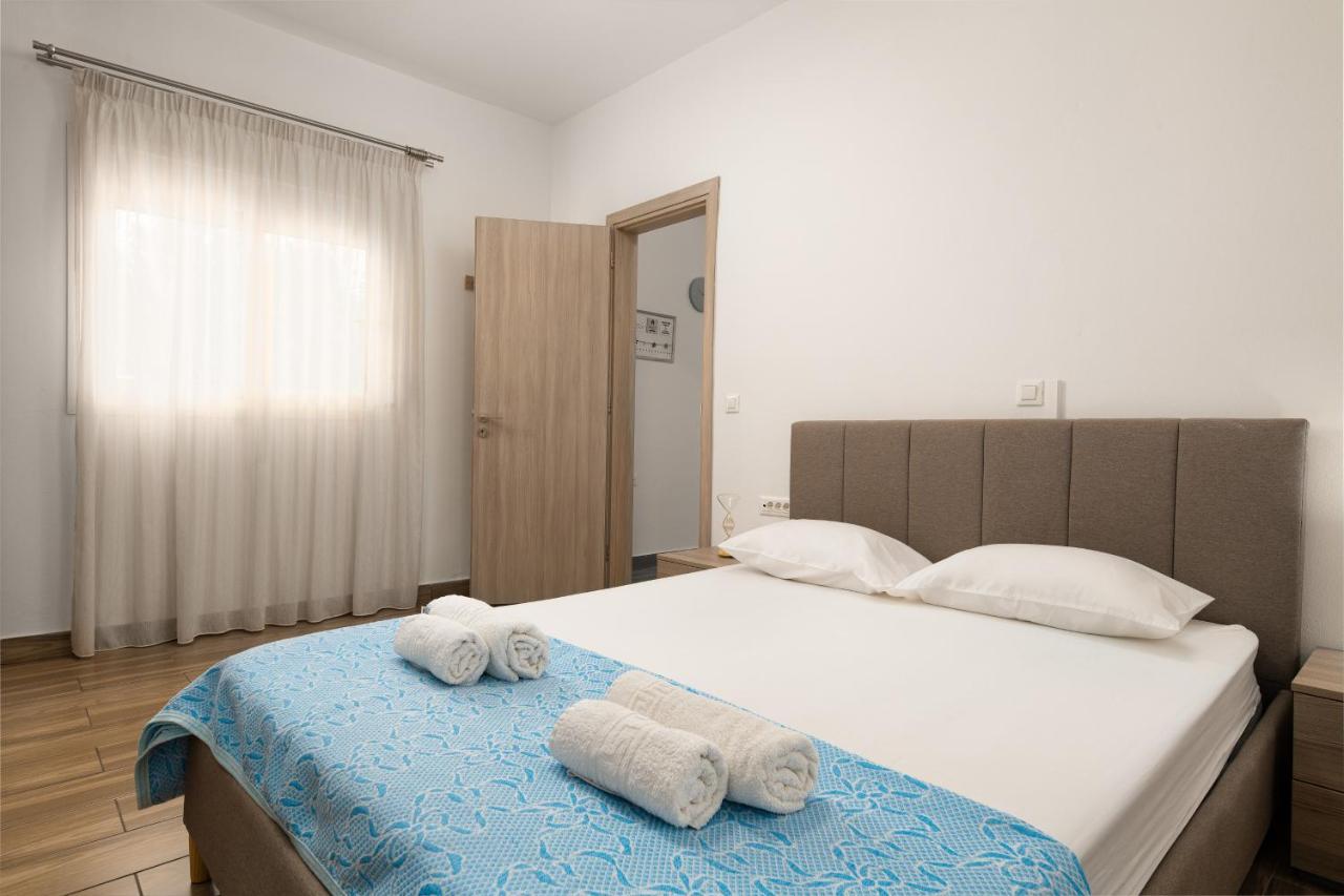 Theros Luxury Apartment Archangelos  Exterior photo